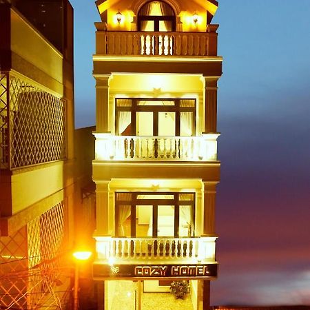 Cozy Hotel Далат Экстерьер фото